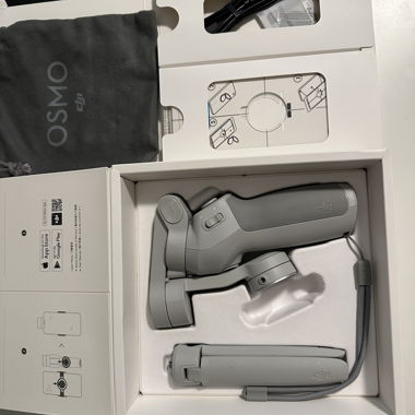 DJI Osmo 4 Mobile Gimbal