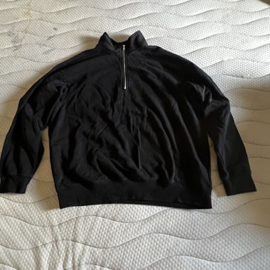 Zipped Pullover