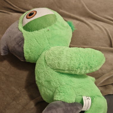 Uccello di peluche verde
