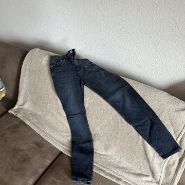 Zara Jeans