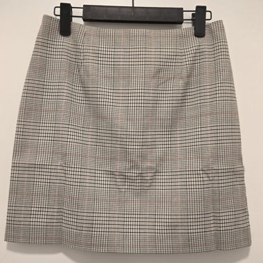 Gonna H&M stile Burberry