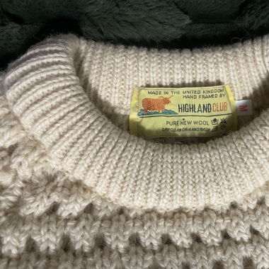 Wool sweater 