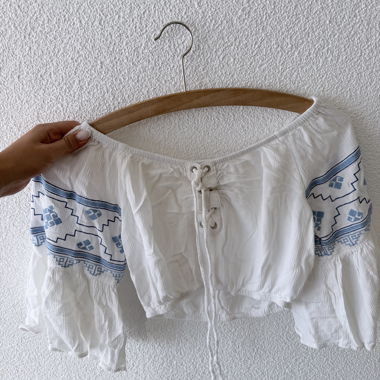H&M Divided Crop Top