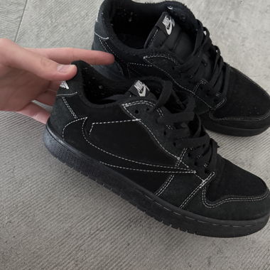 Travis Nike Jordan Sneakers