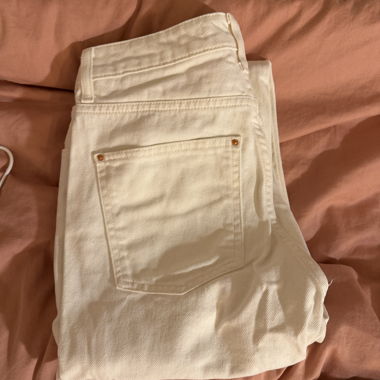 ZARA cremefarbene Jeans Grösse 36