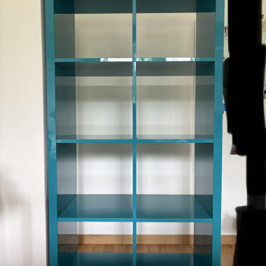 Scaffale color turchese