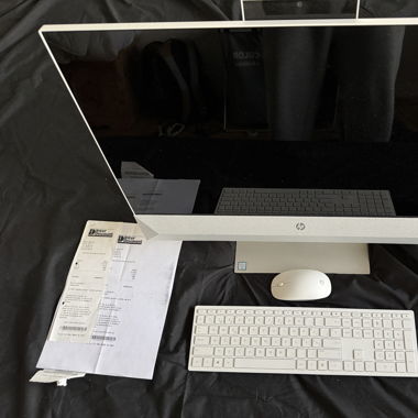 HP Pavilion 27"