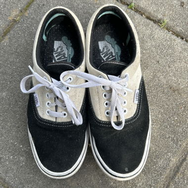 Baskets Vans noir/beige