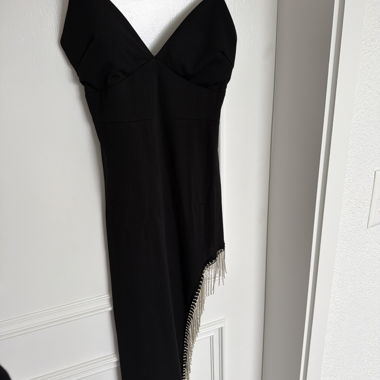Abito da sera nero con strass