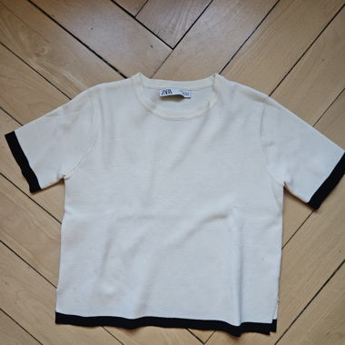 Top Zara in maglia a maniche corte