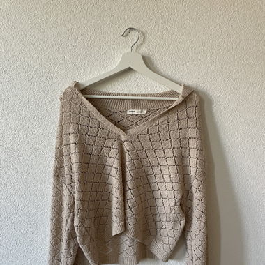 V-Neck Strick-Pullover 