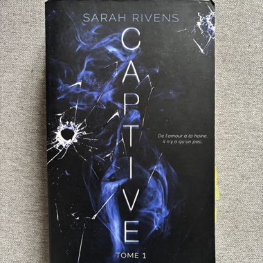 Livre Captive Tome 1