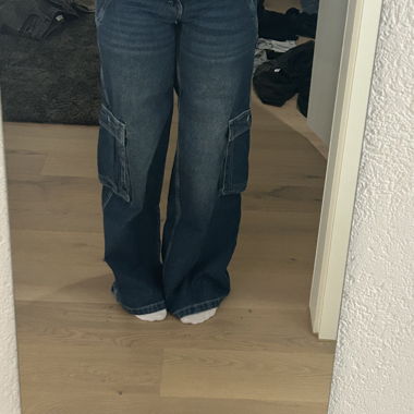 low waist jeans
