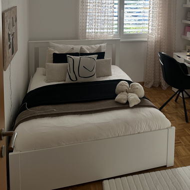 Bett 140x200 weiss mit Schubladen