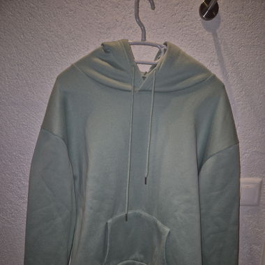 Pulli grün