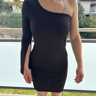 Black One-Shoulder Dress