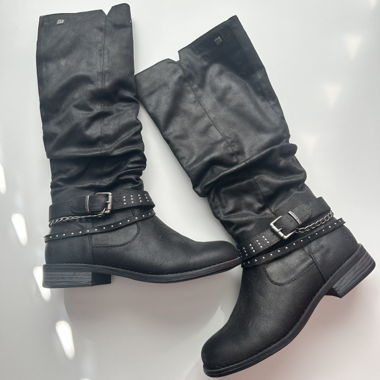 Schwarze Stiefel