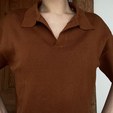 Polo côtelé marron