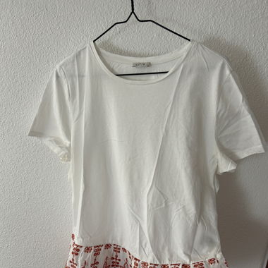 Baumwoll T-Shirt mit Stickerei, OLTRE