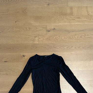 Body Pullover Schwarz