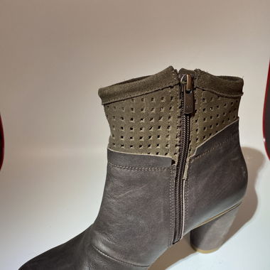 Stiefelette braun mit Absatz