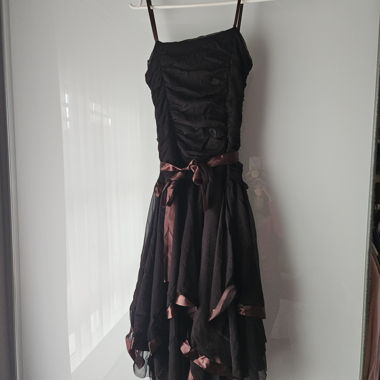Robe marron asymetrique