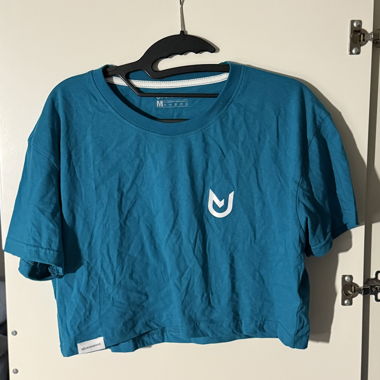 crop top unanimous