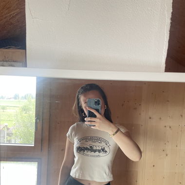 Brandy Melville Baby Tee