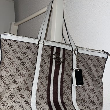 Guess Tasche