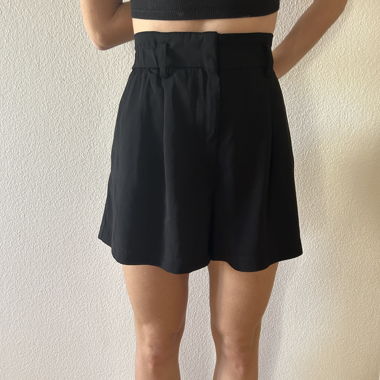 SHORT NOIR BASIQUE