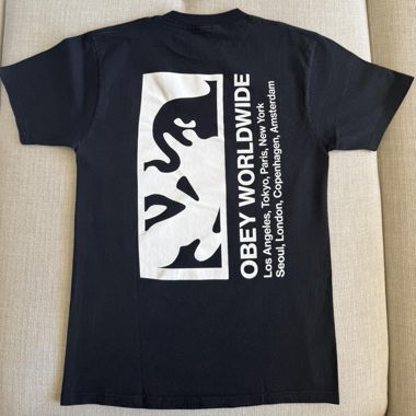 OBEY T-Shirt schwarz