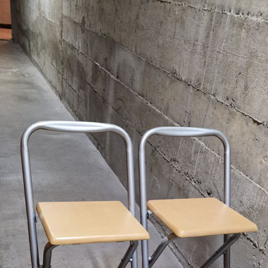 2 Wooden Bar Stools