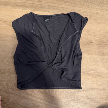 Top sportivo nero XS