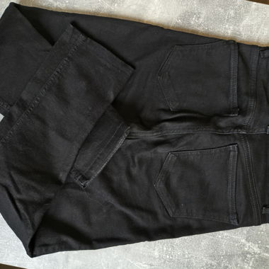 Schwarze Zara-Jeans