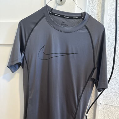 nike pro shirt
