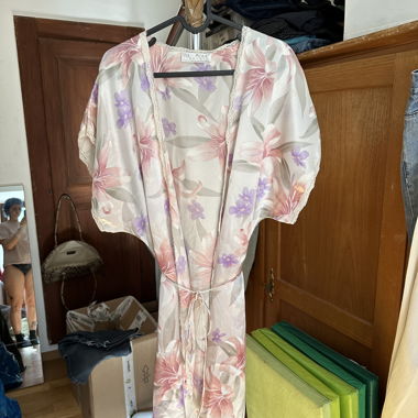 Vintage Floral Robe