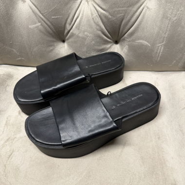 Mules à plateforme noires