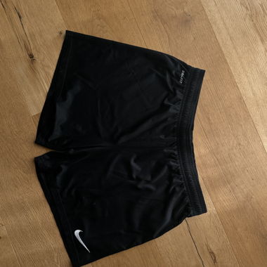 Nike Dri-FIT Sportshorts Schwarz Grösse L