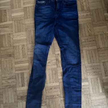 Calvin Klein skinny jeans W29 L32