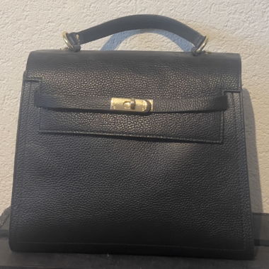 Schwarze Echtleder-Handtasche