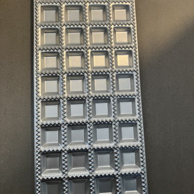 Ravioliform