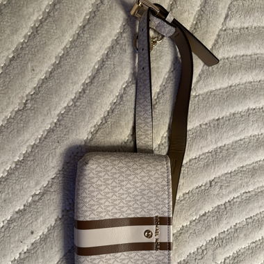 Michael Korse Bauchtasche