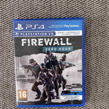 playstation 4 game und Gewehrsimulator