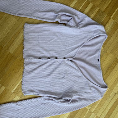 Lila Strick-Cardigan