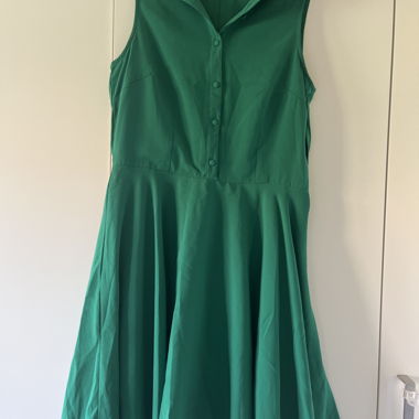 Robe vert forêt sans manches