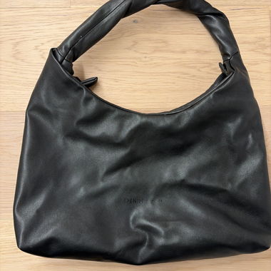 Black Shoulder Bag