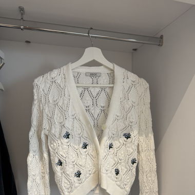 cardigan carino