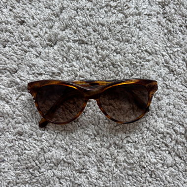 Lunettes de soleil marron style cat-eye