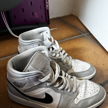 jordans grau