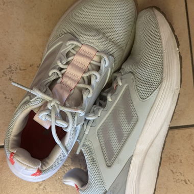Baskets sportives Adidas bleues ciel EUR 39